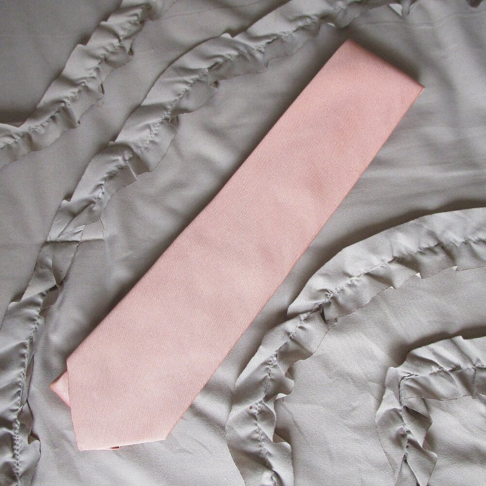 men's silk necktie